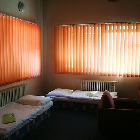 Penzion Olympia** Banská Bystrica Extérieur photo